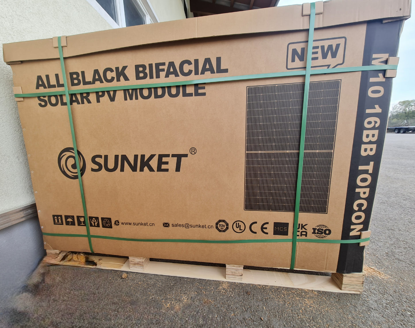 Sunket 430Wp Bifacial Ultra Black Dual Glass Panel