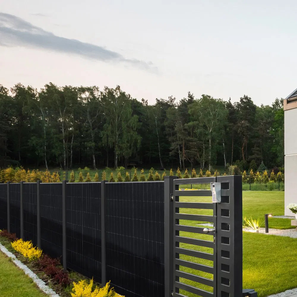 Solarzaun vertikal  1,25 x 1,91 m Zaunfeld mit PV Modul